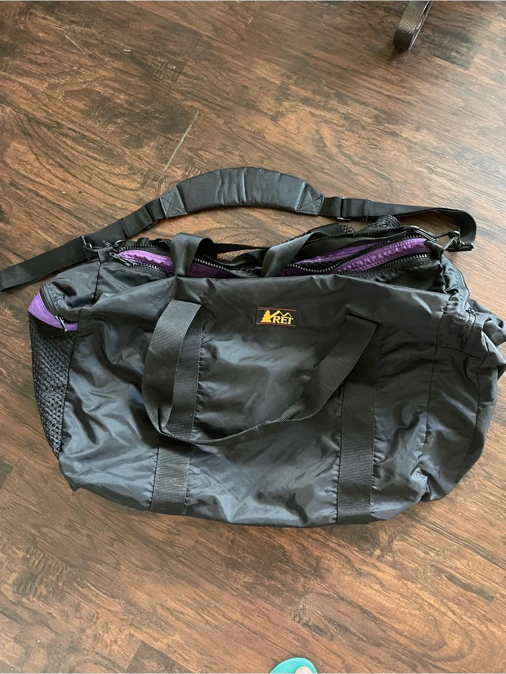 R.E.I. Evaporator Duffel LARGE Discontinued Black w/ Shoulder Strap Made in USA